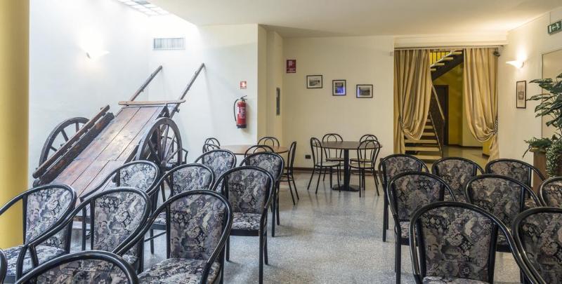 Hotel Postumia Дособуоно Екстериор снимка